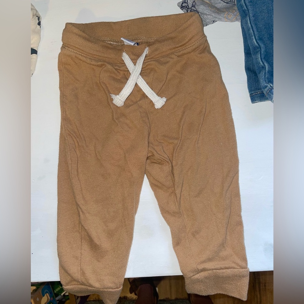 Brown old navy pants , new with out tags